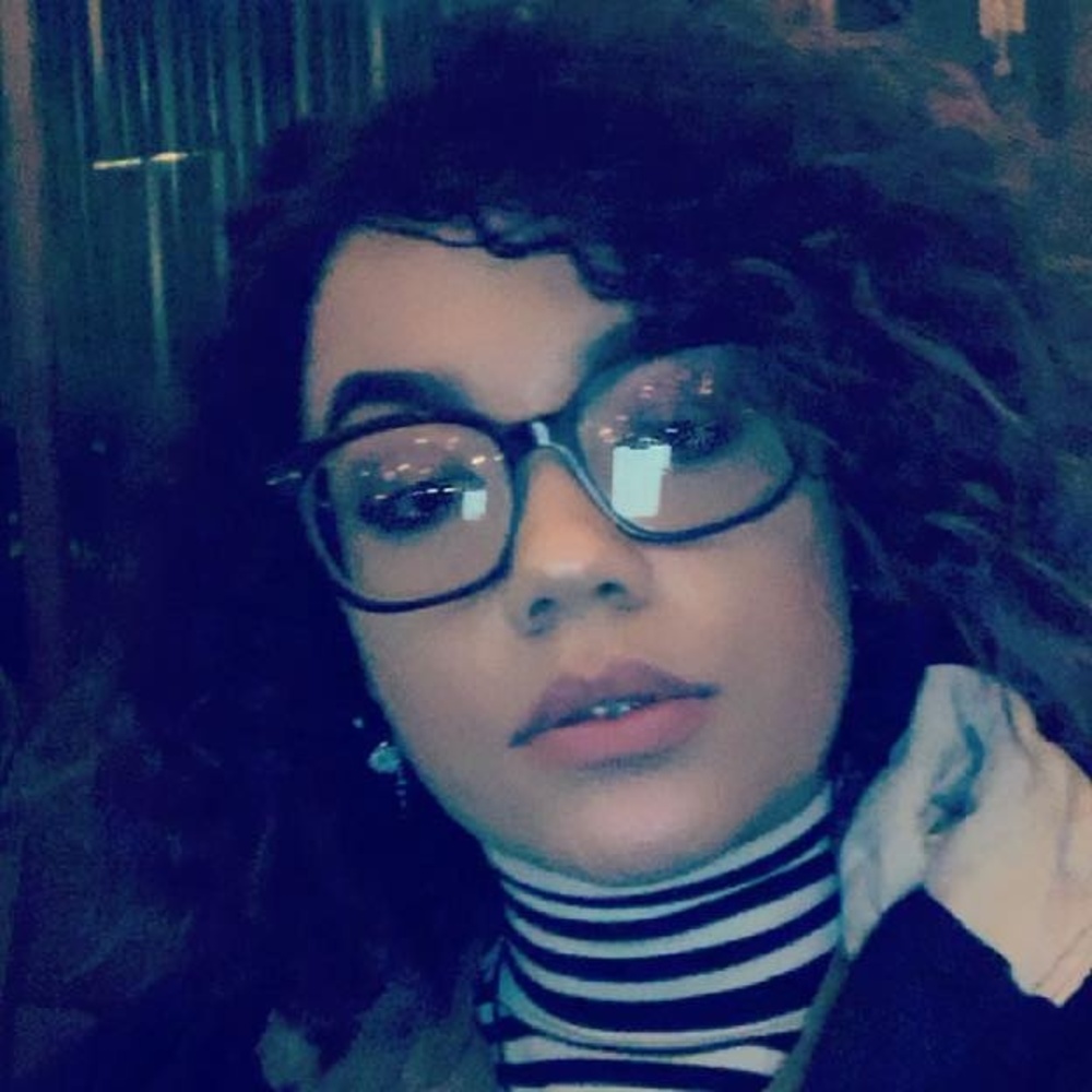 Meet your Posher, Halie